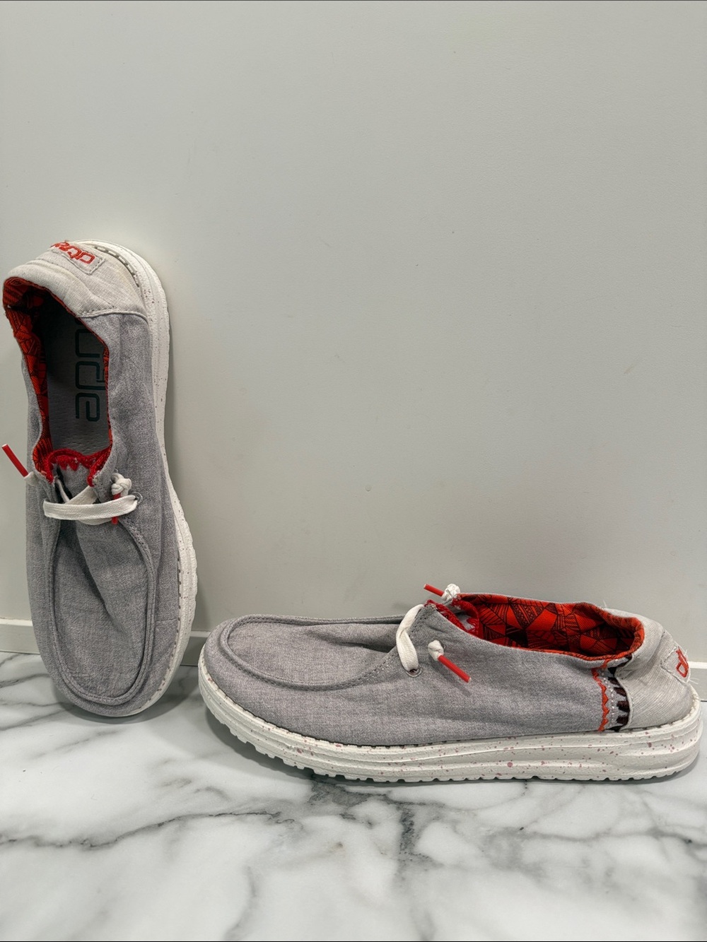 Hey Dude Wendy Fawn Inca Grey Red Canvas Slip On Loafers Womens 8 121413324